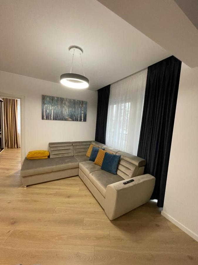 Adina Apartament Gura Humorului Exteriör bild
