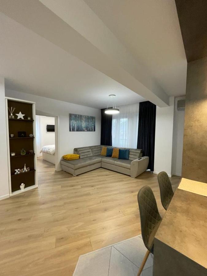 Adina Apartament Gura Humorului Exteriör bild