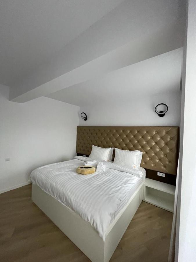Adina Apartament Gura Humorului Exteriör bild